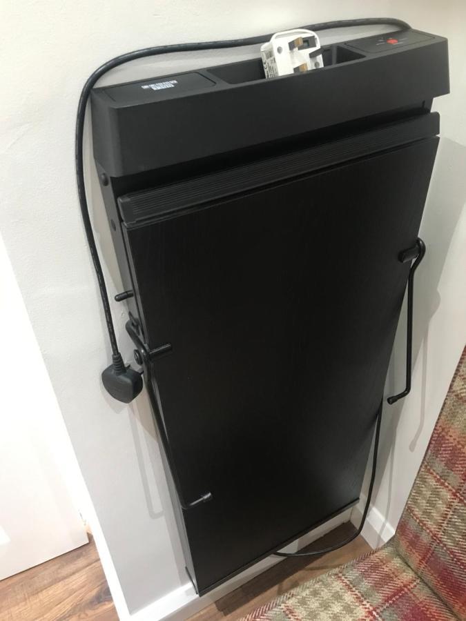 Hot Tub Hide Away Near Alton Towers Staffordshire Hotel Cheddleton Ngoại thất bức ảnh